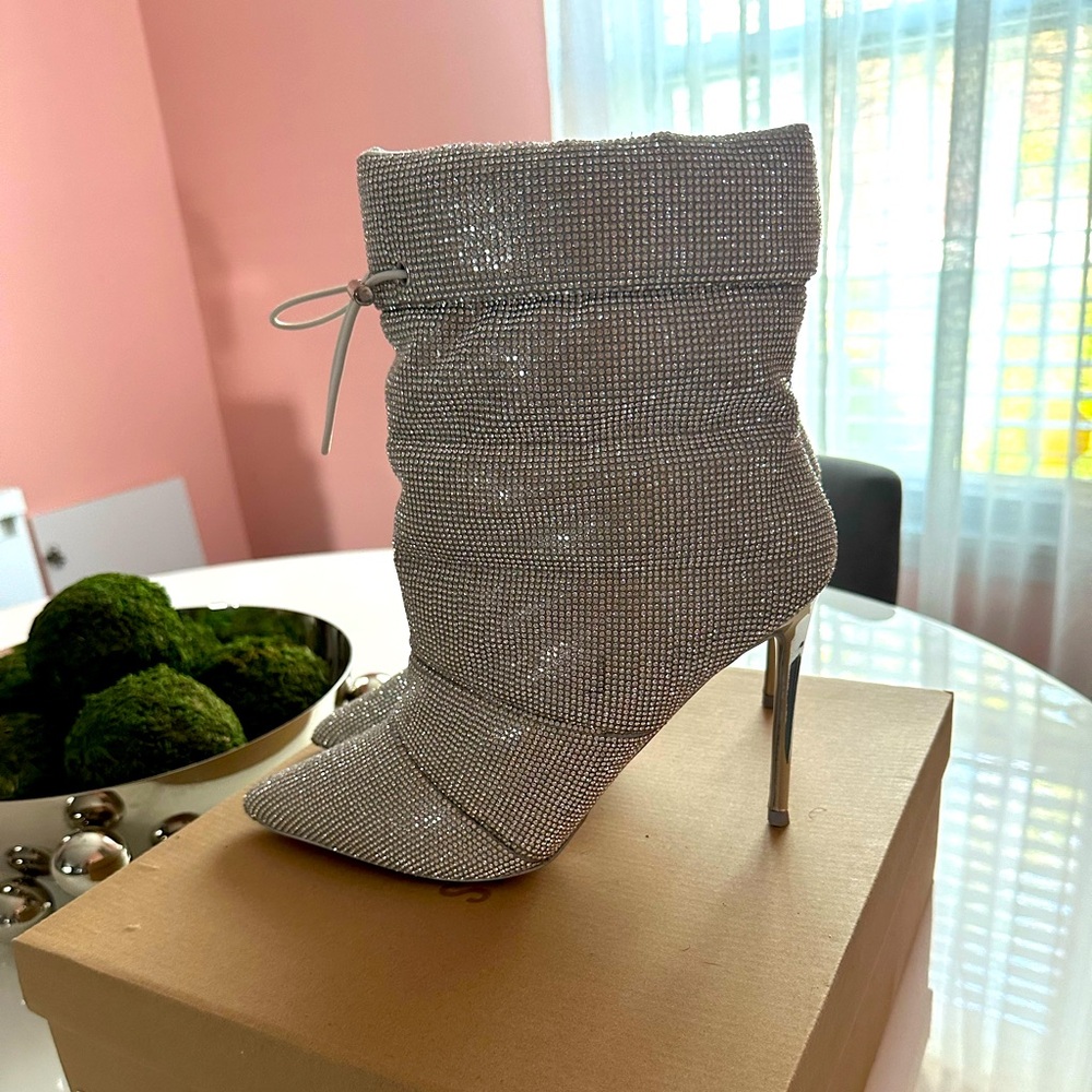 Steve Madden Rhinestone Cloak-R Booties Brand New